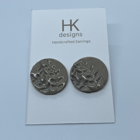 Handmade Clay Studs - Picture 6 of 10